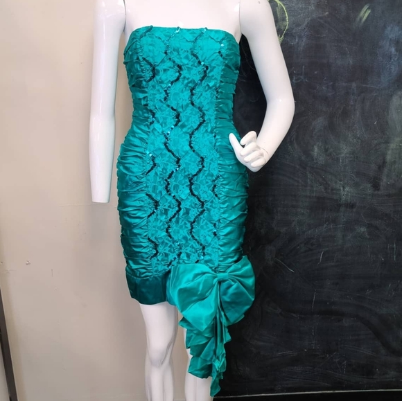 Vintage Teal Sequin Tube Dress & Bolero - Picture 6 of 9